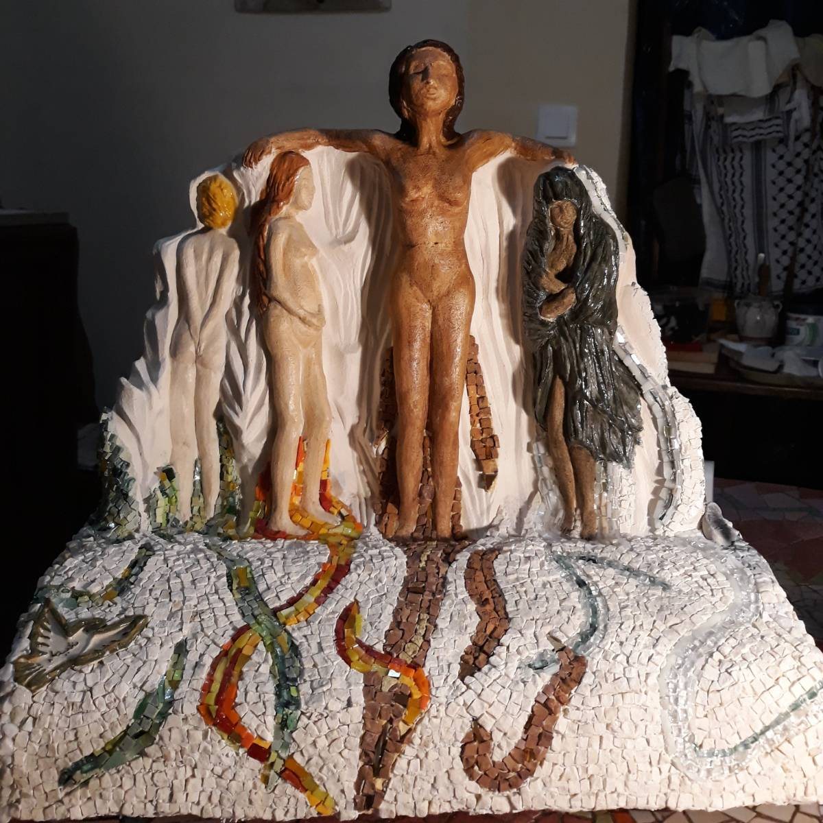Galerie Sculptures : GAIA ou les quatre saisons d'une femme, œuvre d'Anik-Chaïma